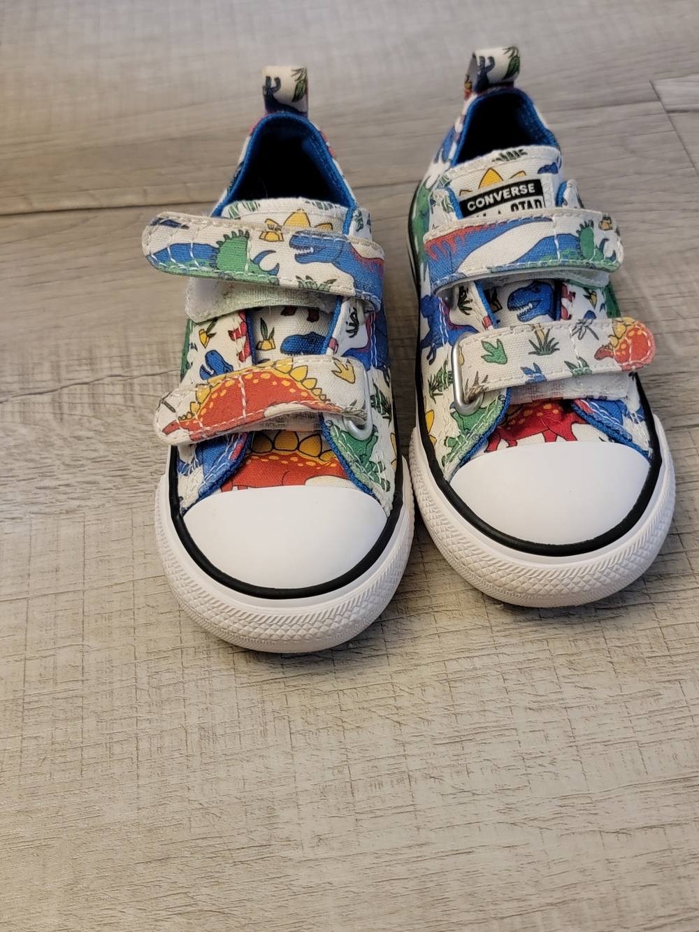 Converse Kids White Sneakers with Multicolor Dinosaur Print